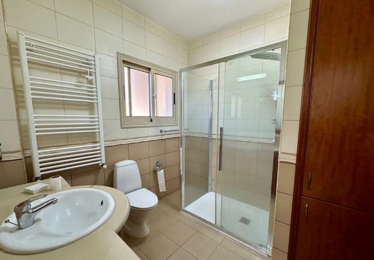 Casa en Agios Tychon, Chipre - imagen 3