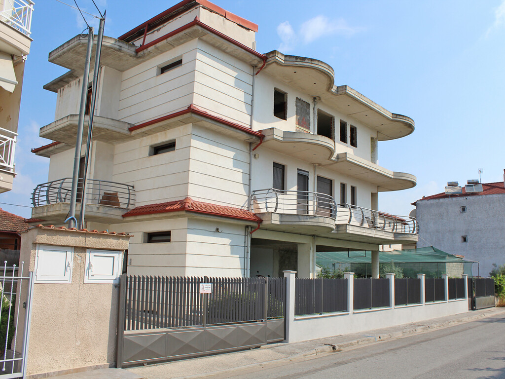 Casa en Olympiaki Akti, Grecia, 242 m² - imagen 1