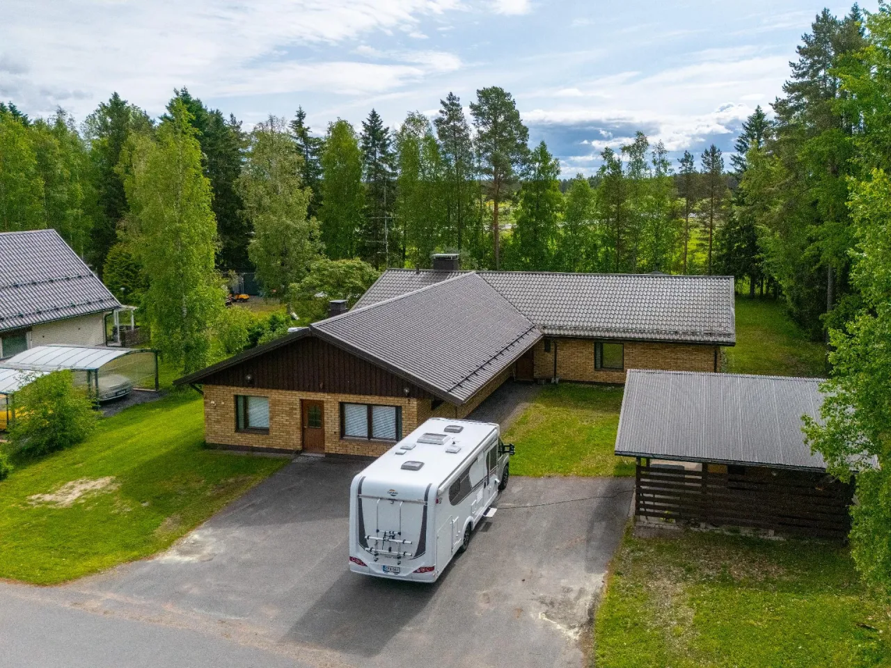 Haus in Oulu, Finnland, 250 m² - Foto 1