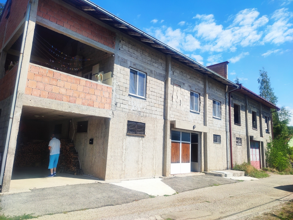 Casa a Nikšić, Montenegro, 360 m² - foto 2