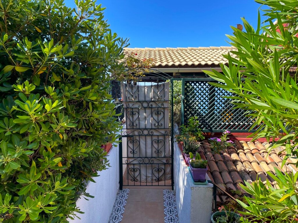 Flat in Corfu, Greece, 55 m² - picture 4