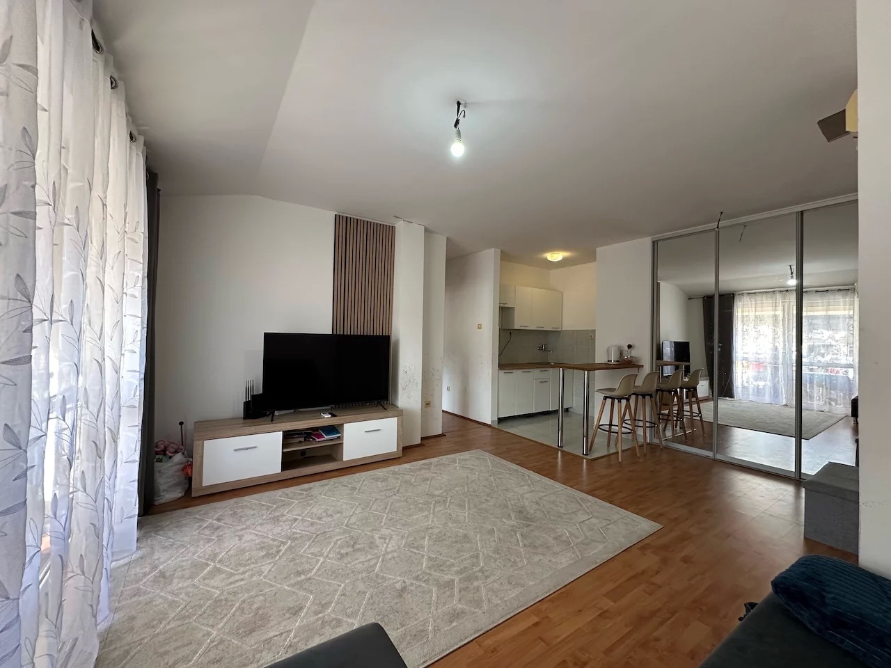 Flat in Budva, Montenegro, 50 m² - picture 1