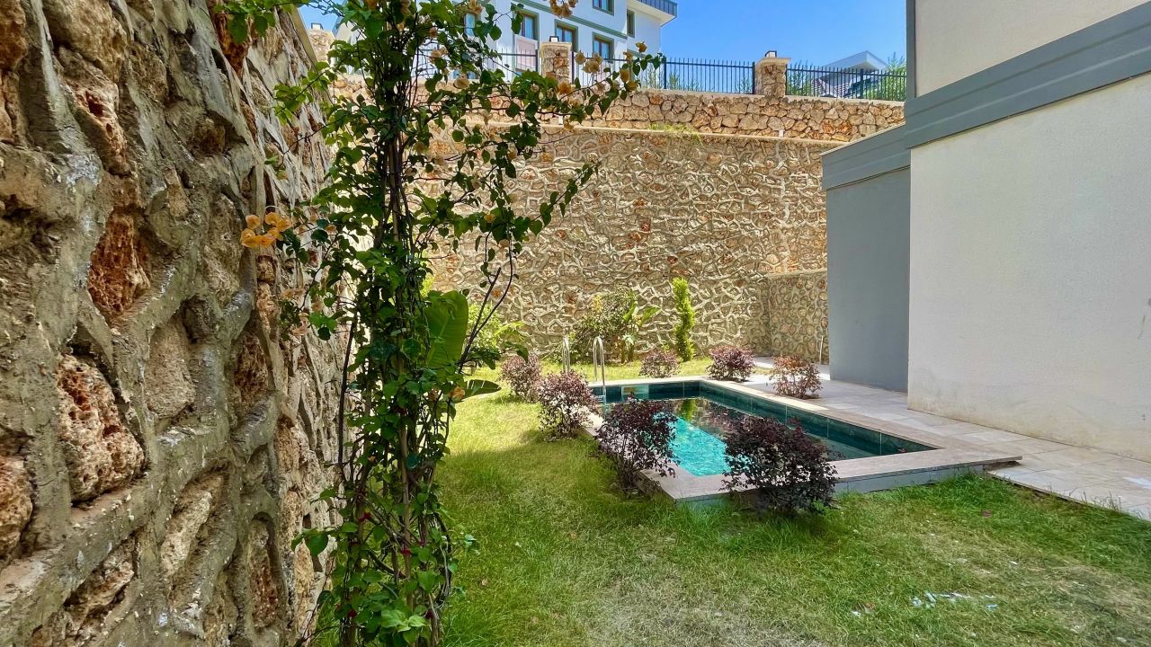 Townhouse in Alanya, Turkey, 80 m² - picture 2