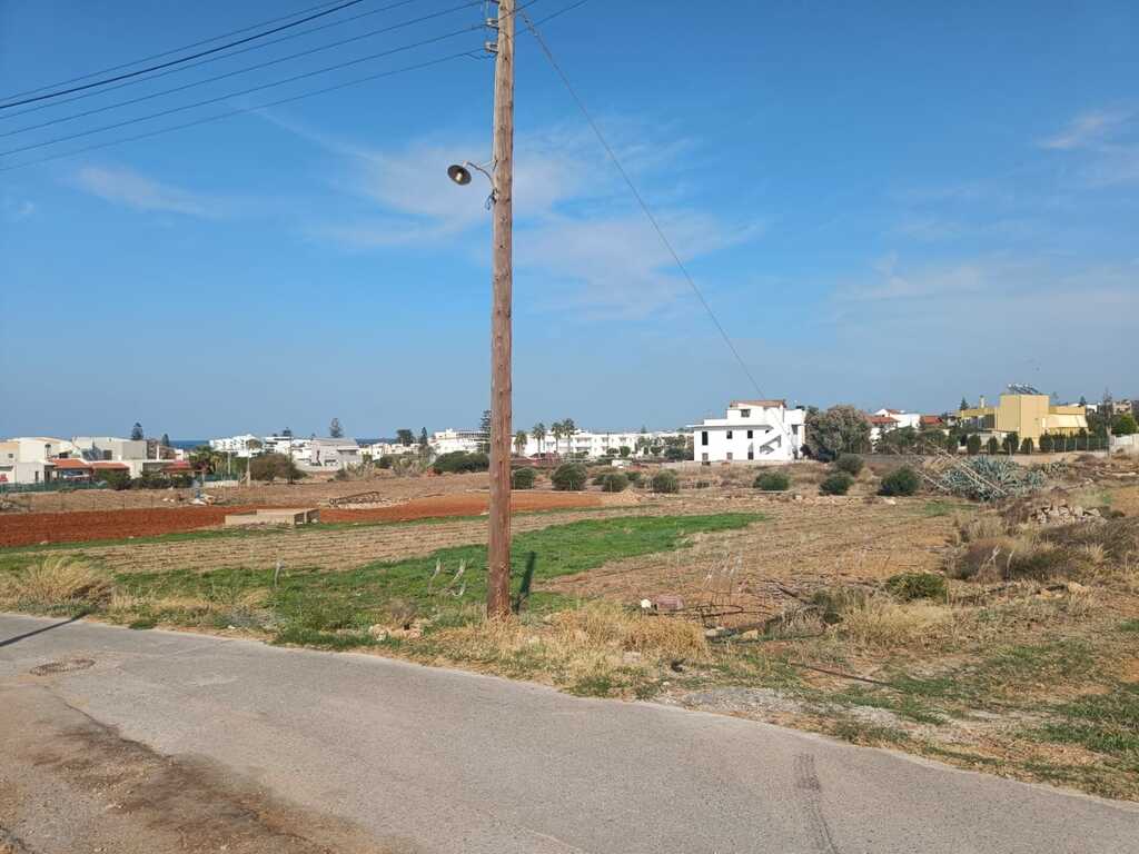 Terrain à Héraklion, Grèce, 2 672 m² - image 7