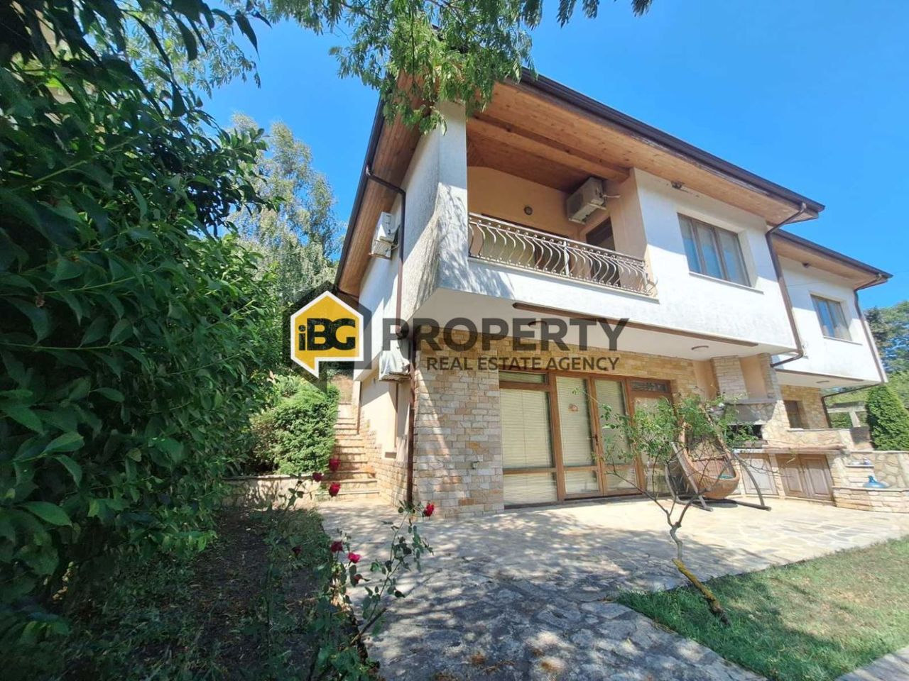 Maison à Bliznatsi, Bulgarie, 122 m² - image 1