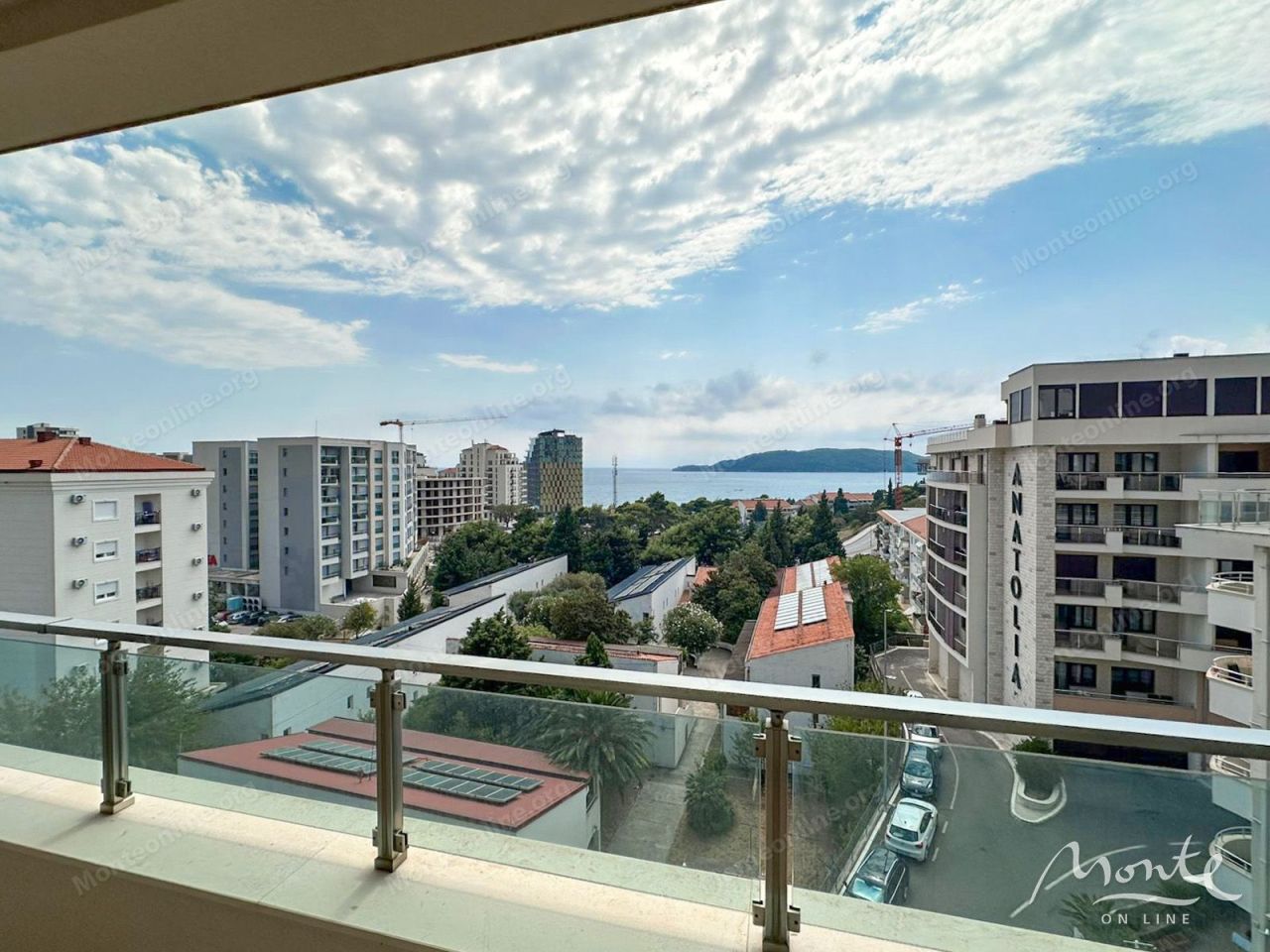 Wohnung in Budva, Montenegro, 115 m² - Foto 1