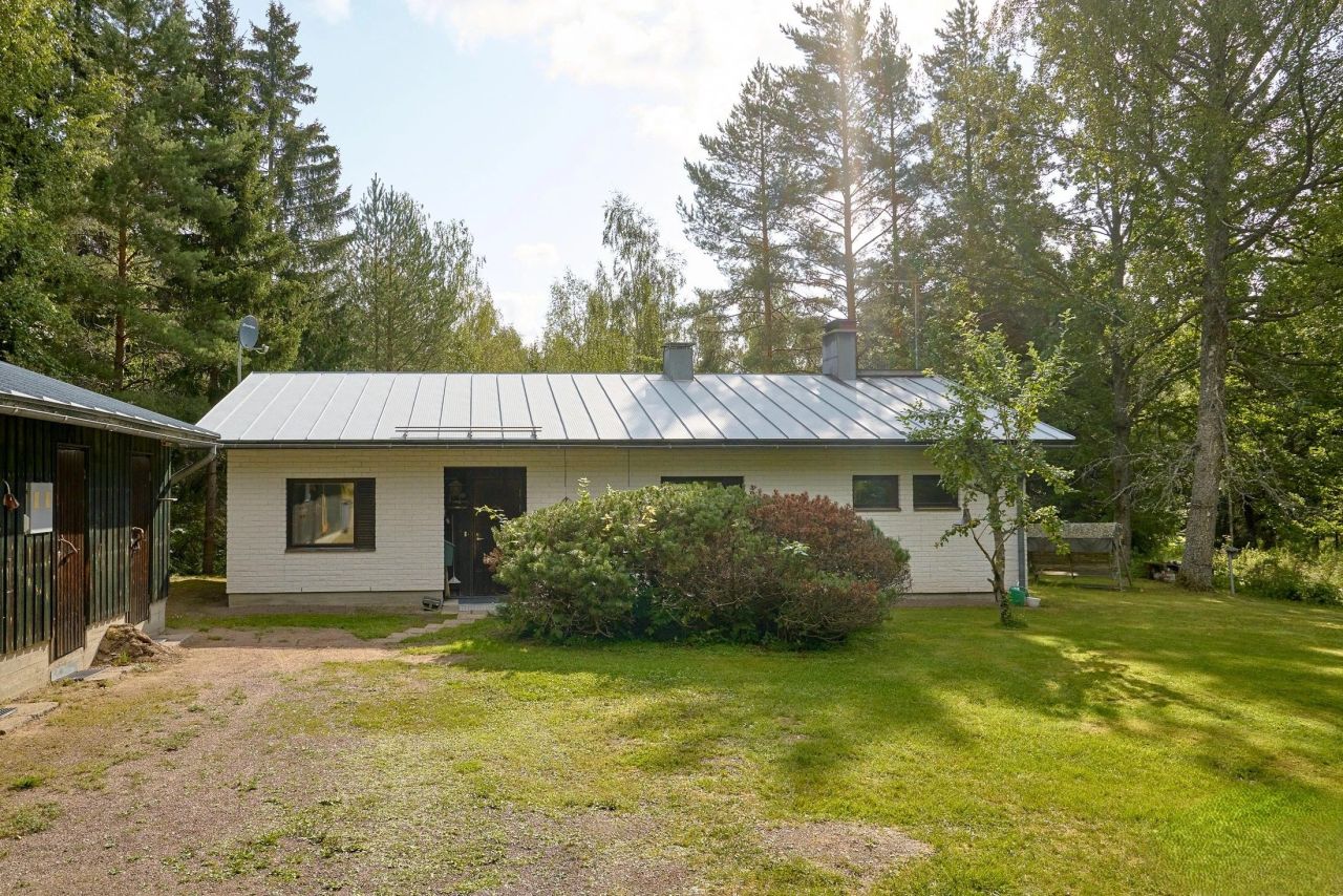 Maison à Kotka, Finlande, 91 m² - image 1