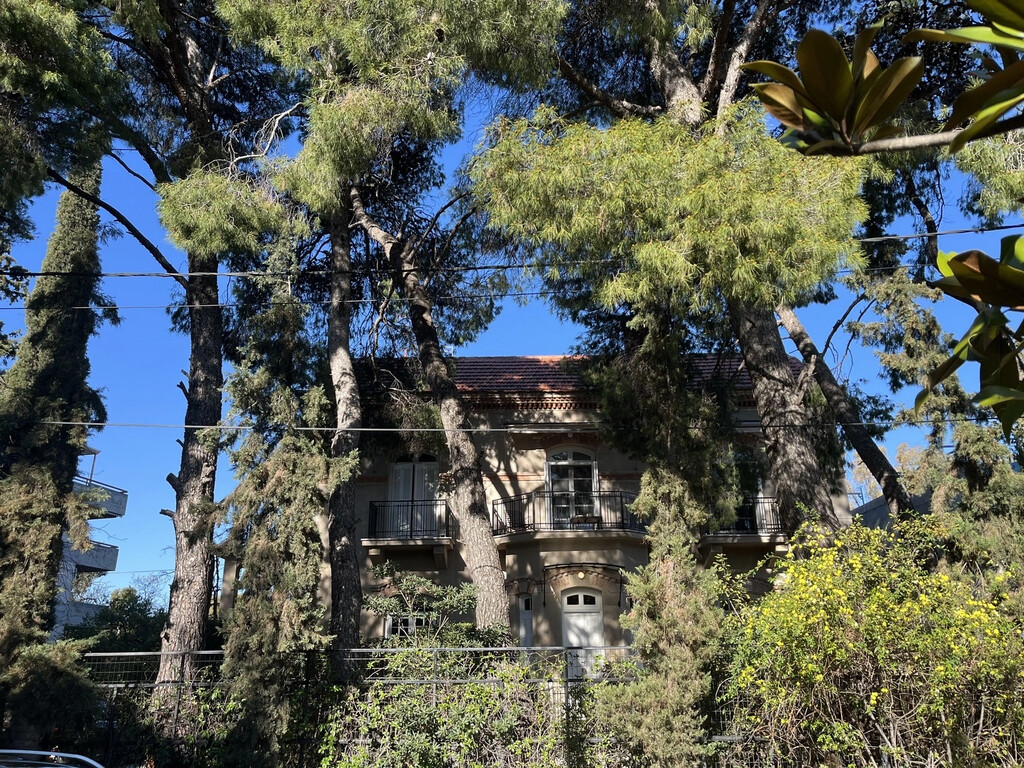 Land in Athens, Greece, 650 m² - picture 14