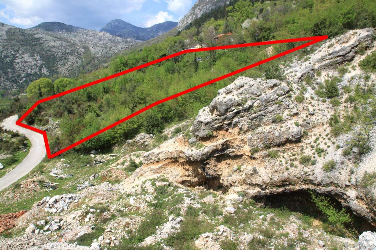 Grundstück in Risan, Montenegro, 42.3 ar - Foto 4