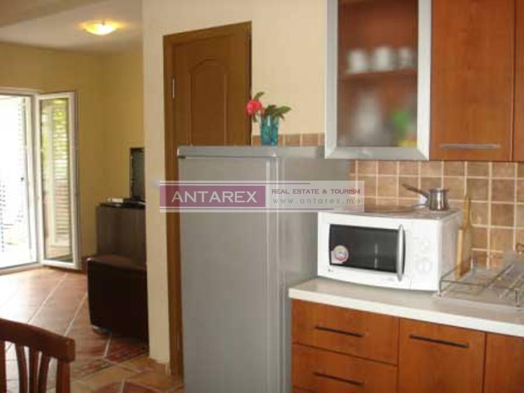 Apartment in Prcanj, Montenegro, 56 m² - picture 5