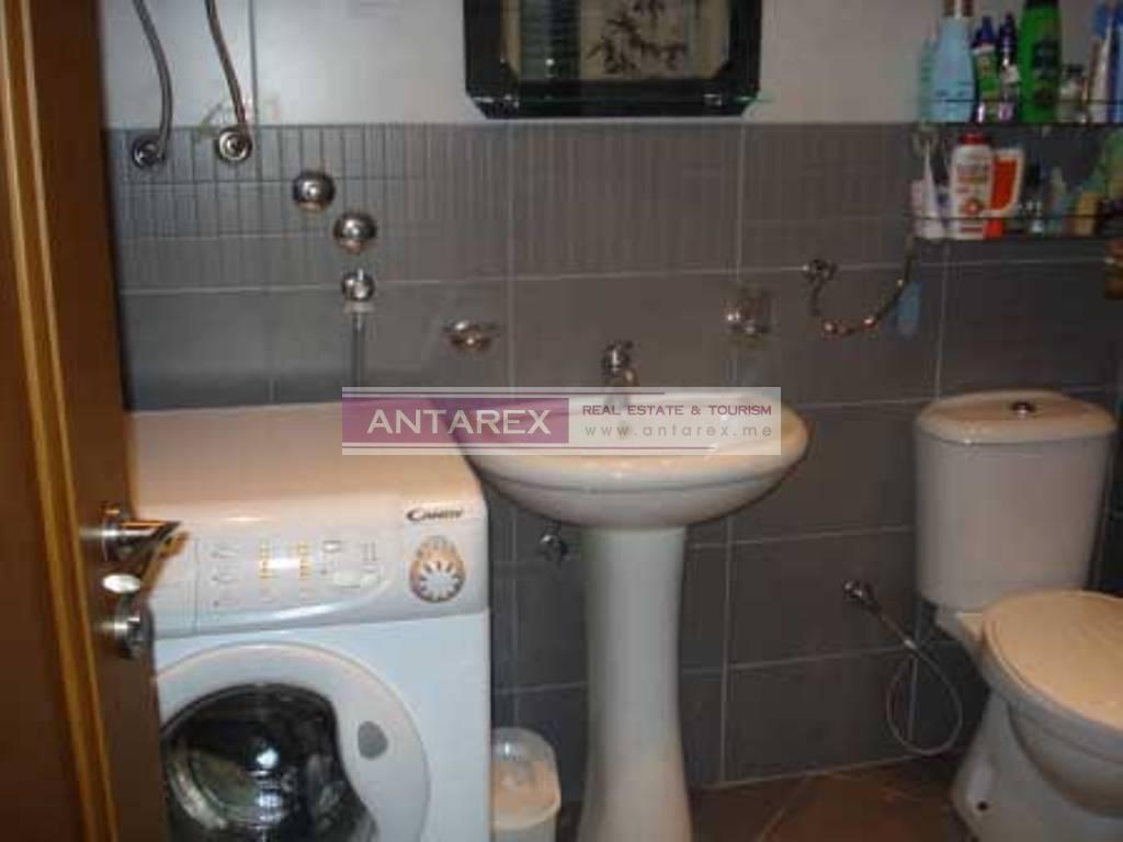 Apartment in Prcanj, Montenegro, 56 m² - picture 13