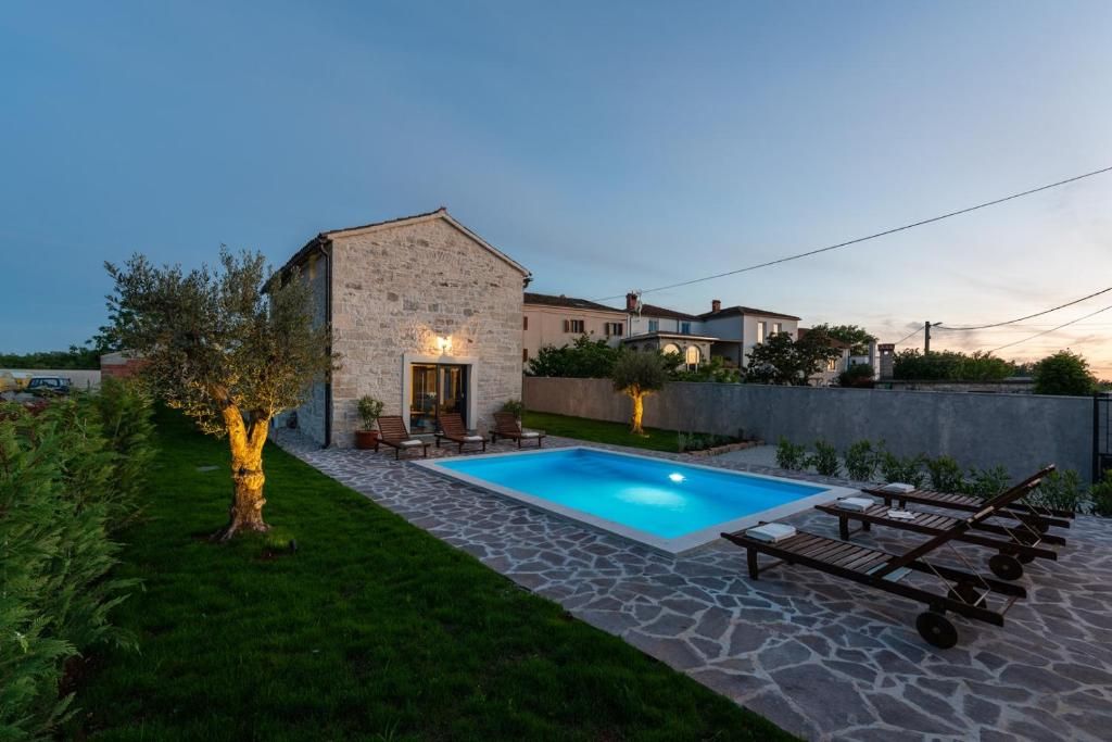 Villa in Porec, Croatia, 138 m² - picture 1