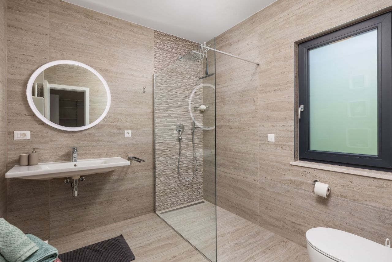 Villa Mošćenička Draga, Croacia, 480 m² - imagen 14