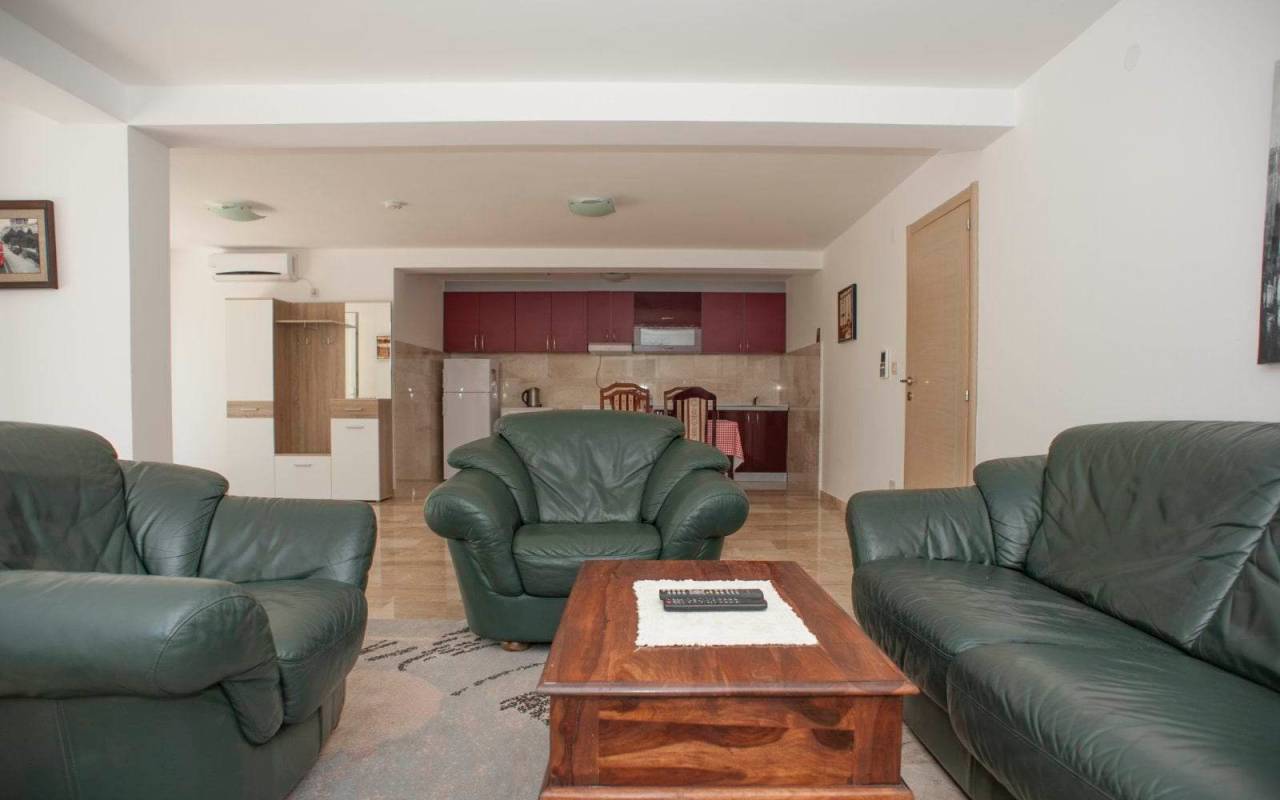 Haus in Petrovac, Montenegro, 400 m² - Foto 14