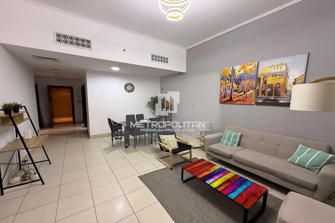 Apartment in Dubai, UAE, 105 m² - picture 1