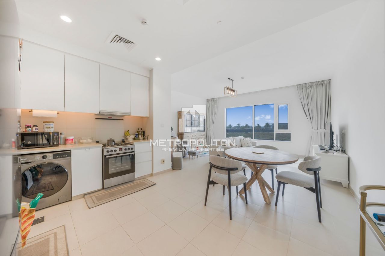 Casa adosada en Dubái, EAU, 113 m² - imagen 5