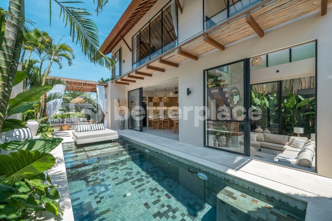 Villa à Canggu, Indonésie, 115 m² - image 1