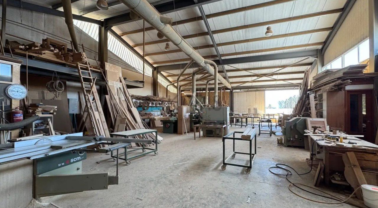 Industrial en Agios Athanasios, Chipre - imagen 1