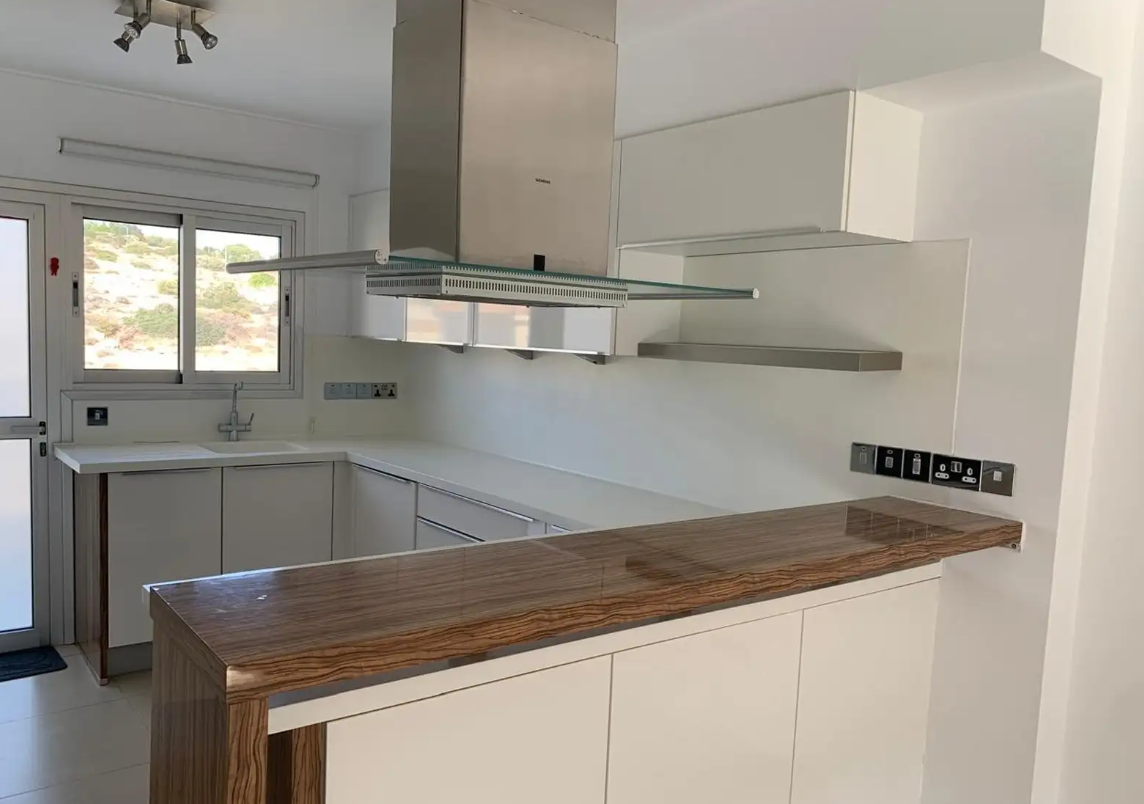 Apartment in Germasogeia, Zypern, 275 m² - Foto 1