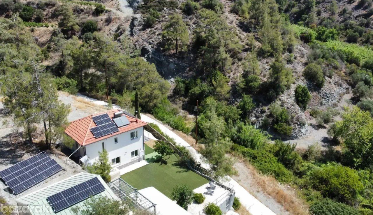 House in Limassol, Cyprus - picture 1
