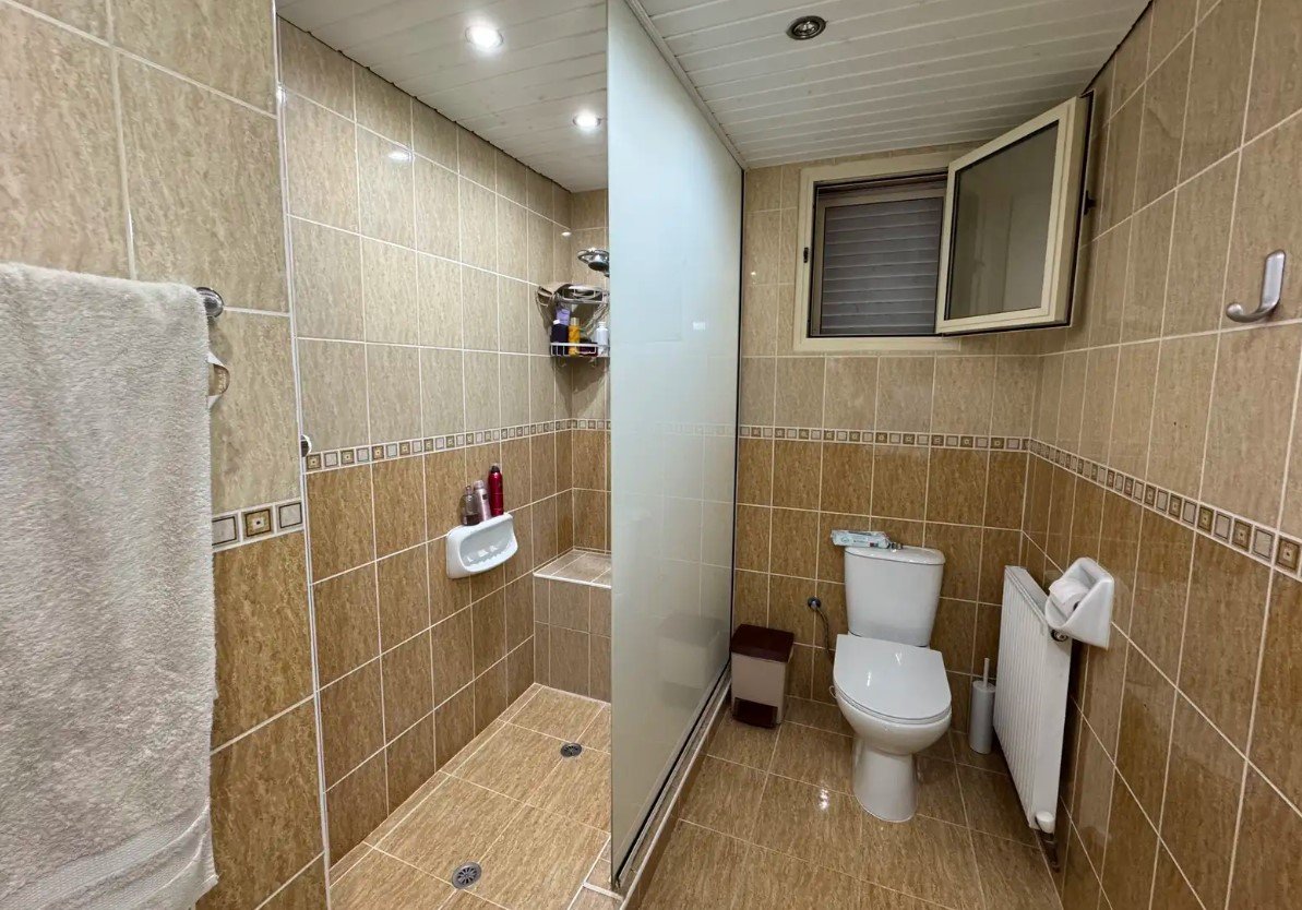 House in Paphos, Cyprus - picture 11