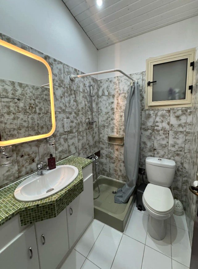 House in Paphos, Cyprus - picture 14