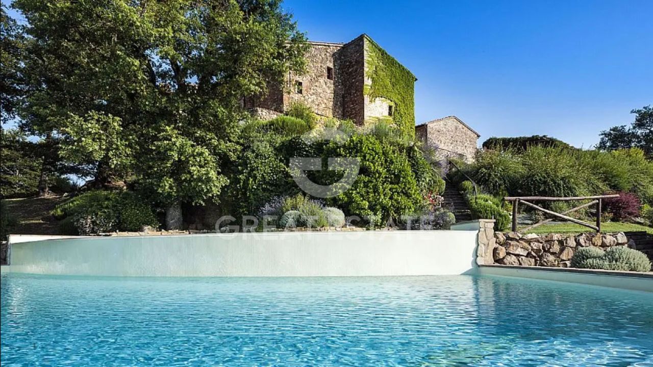 Casa Chiusdino, Italia, 1 005.55 m² - imagen 1