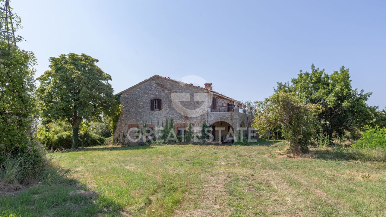 Casa a Montegabbione, Italia, 535.4 m² - foto 4