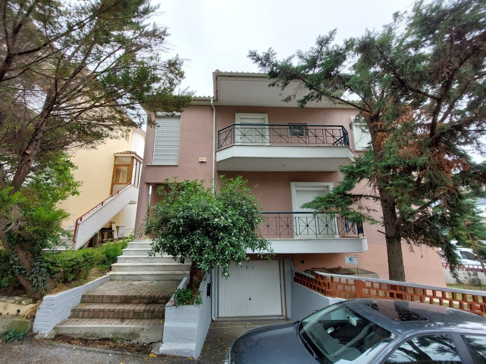 Casa a Salonicco, Grecia, 280 m² - foto 1