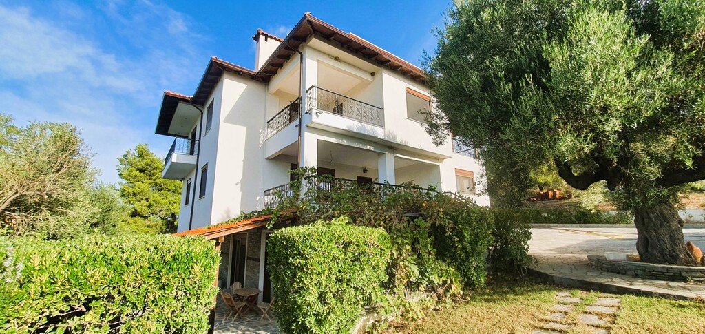 Villa en Sithonie, Grèce, 300 m² - image 1
