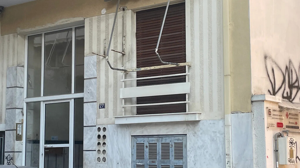 Flat in Athens, Greece, 42 m² - picture 1