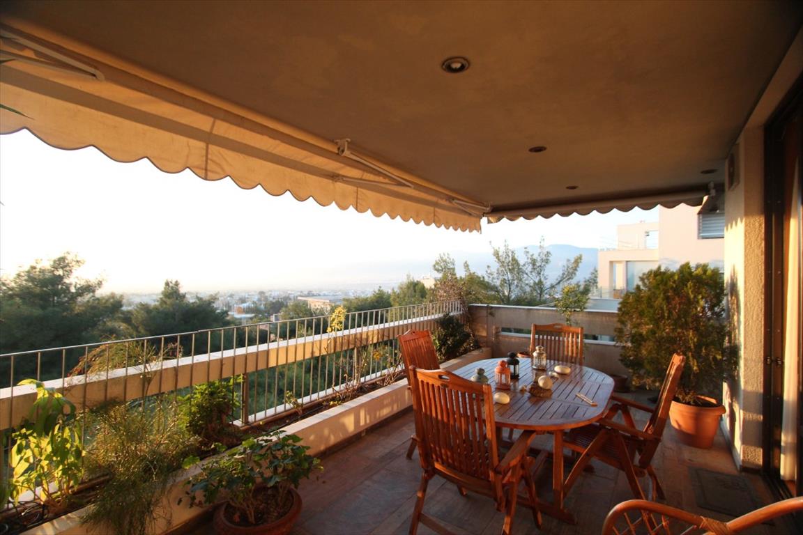Piso en Atenas, Grecia, 200 m² - imagen 1