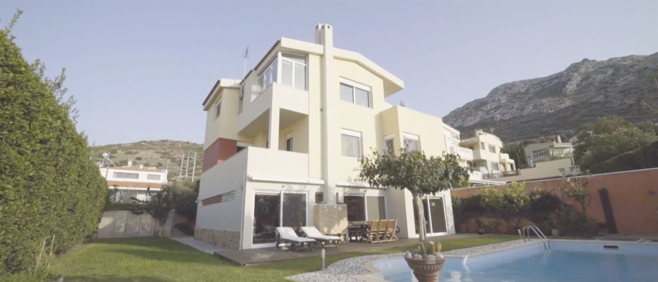 Villa in Attica, Greece, 300 m² - picture 1