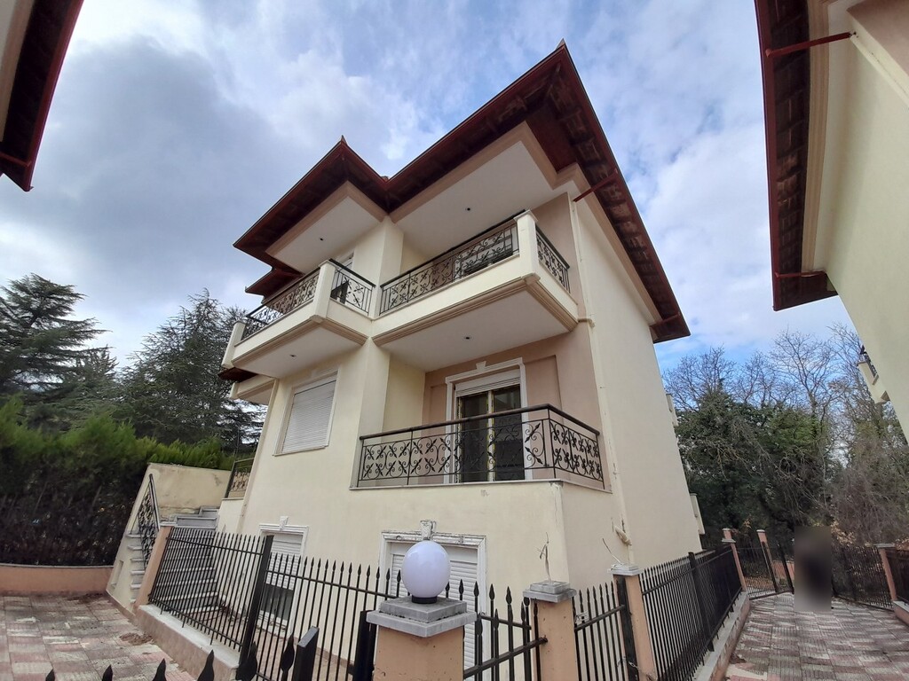 Casa en Salónica, Grecia, 200 m² - imagen 1