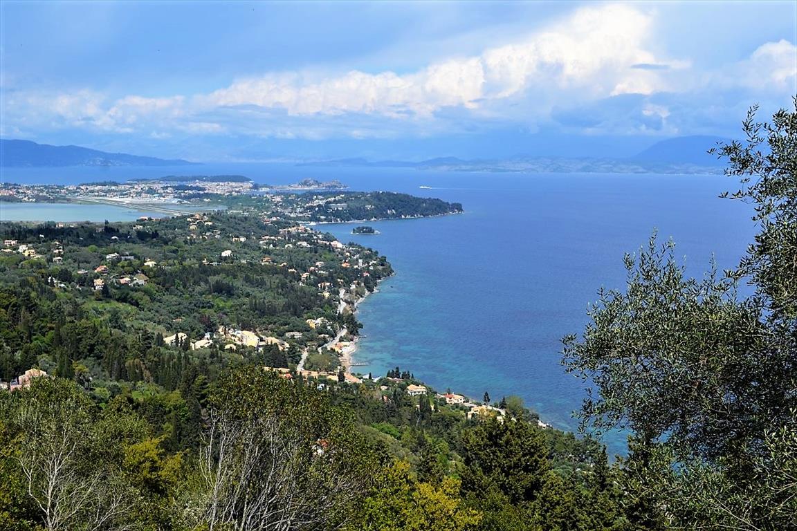 Terreno en Corfú, Grecia, 4 000 m² - imagen 1
