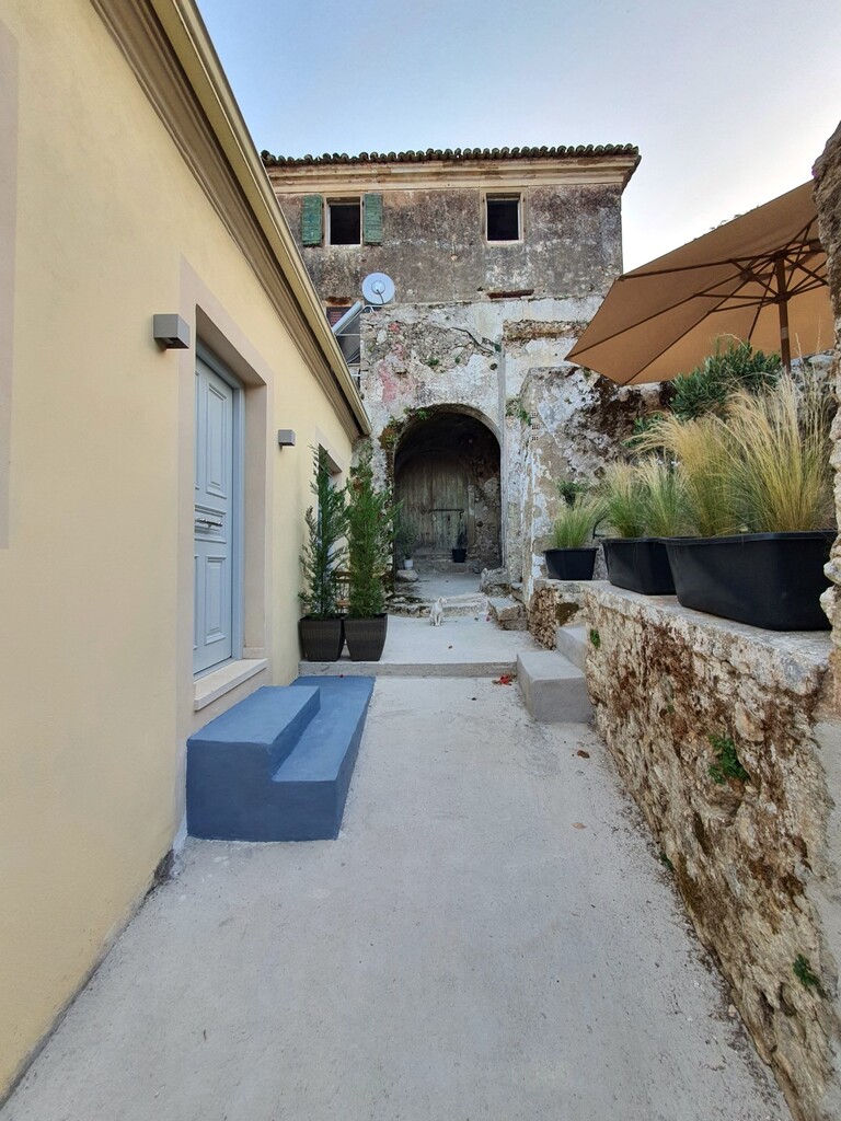 Maison à Corfou, Grèce, 266 m² - image 1