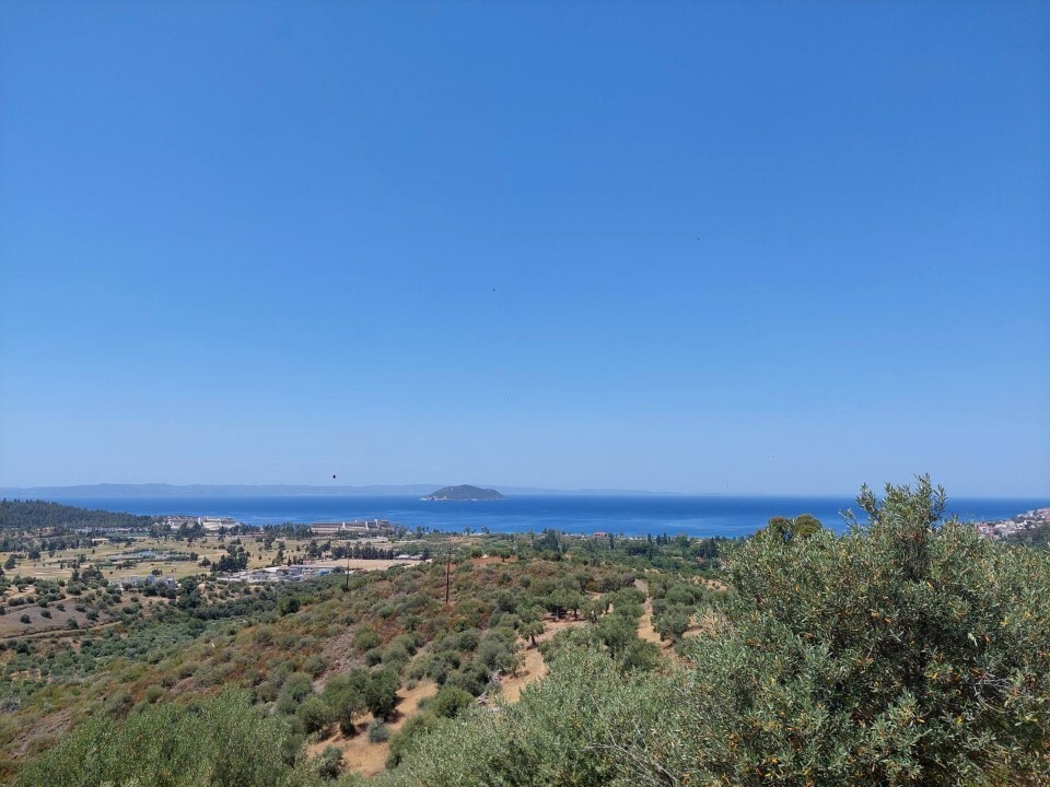 Land in Sithonia, Greece, 3 500 m² - picture 1