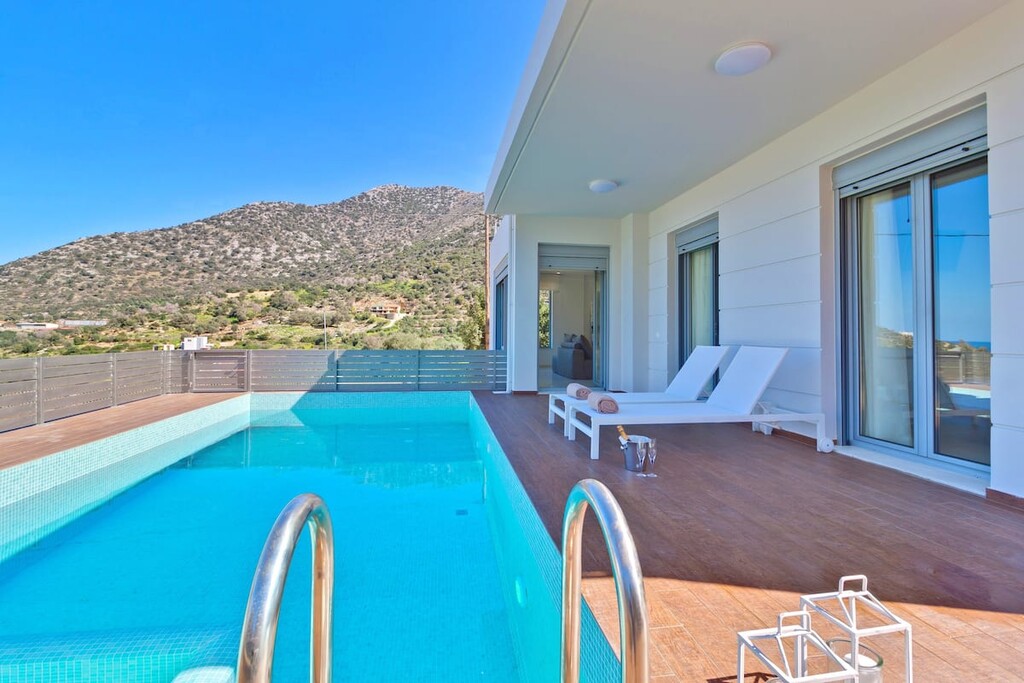 Villa in Heraklion, Greece, 180 m² - picture 1