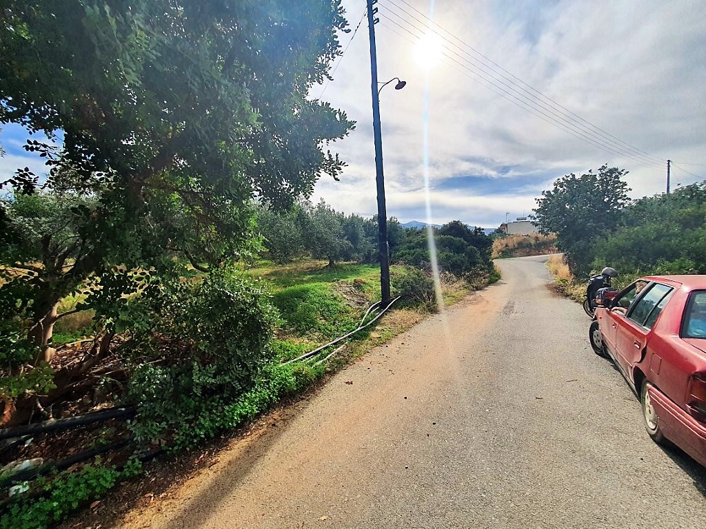 Terrain à Héraklion, Grèce, 1 200 m² - image 1