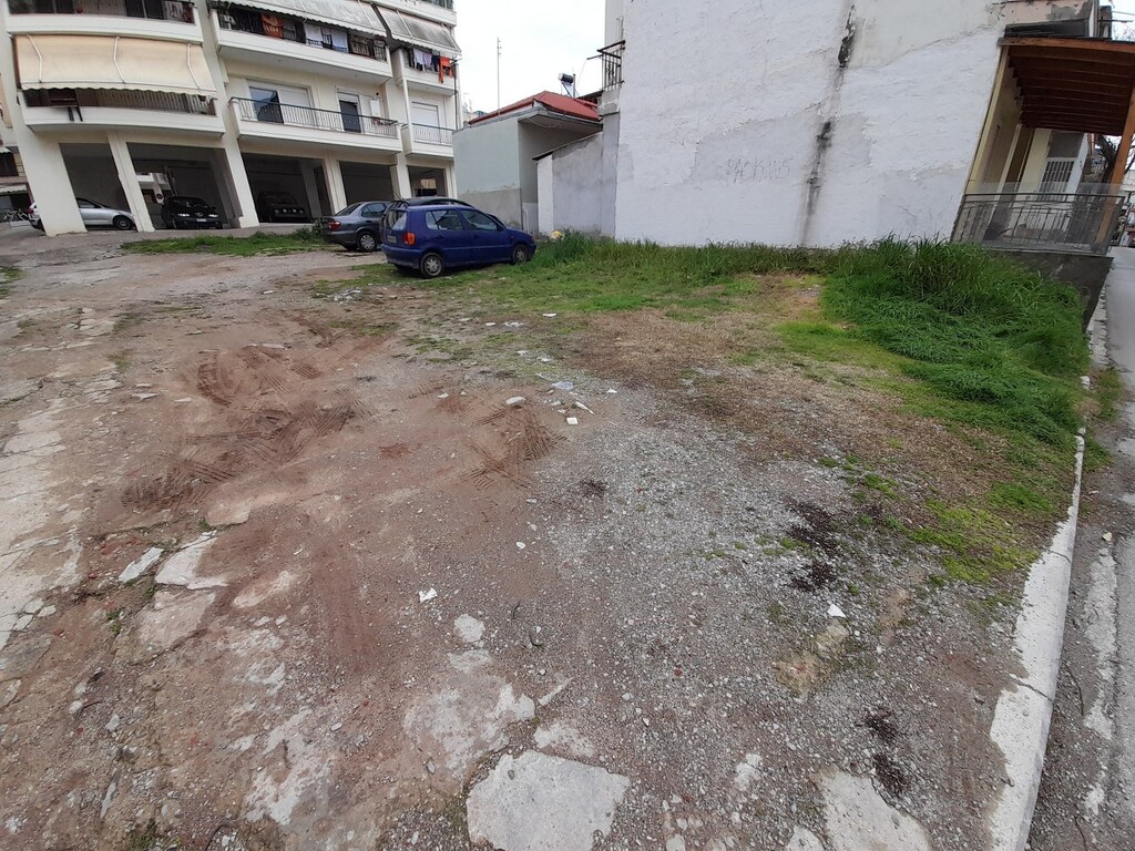 Grundstück in Thessaloniki, Griechenland, 220 m² - Foto 1
