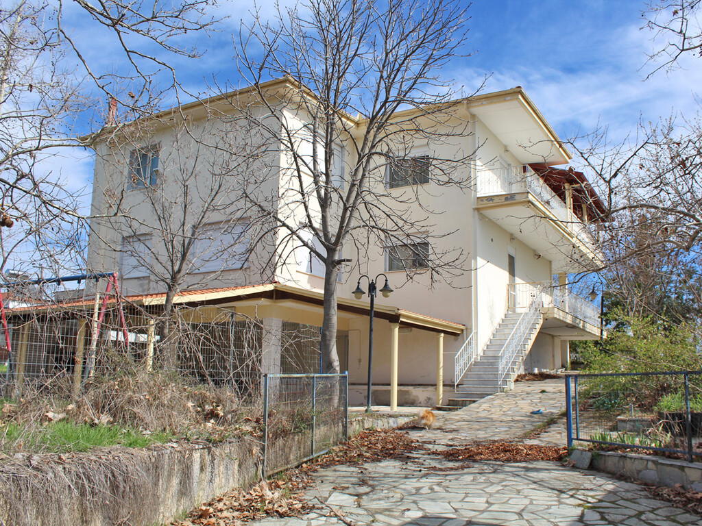 Maison à Olympiaki Akti, Grèce, 500 m² - image 1