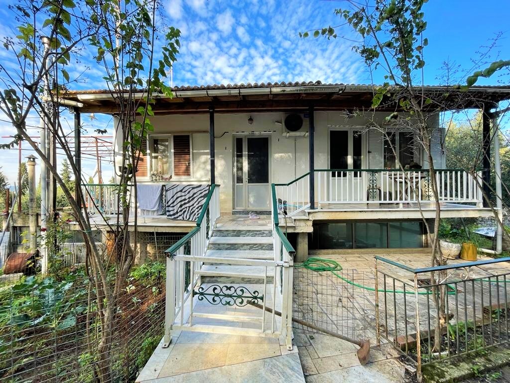 Maison à Corfou, Grèce, 190 m² - image 1