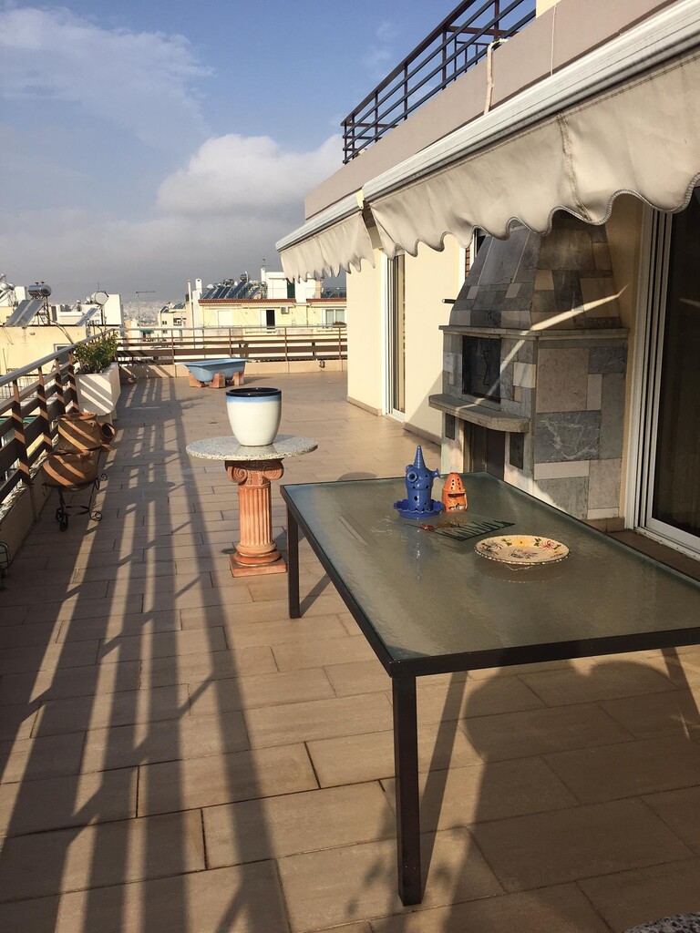 Piso en Atenas, Grecia, 200 m² - imagen 1