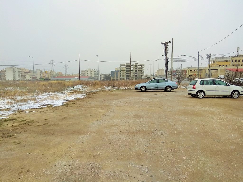 Land in Thessaloniki, Greece, 7 414 m² - picture 1