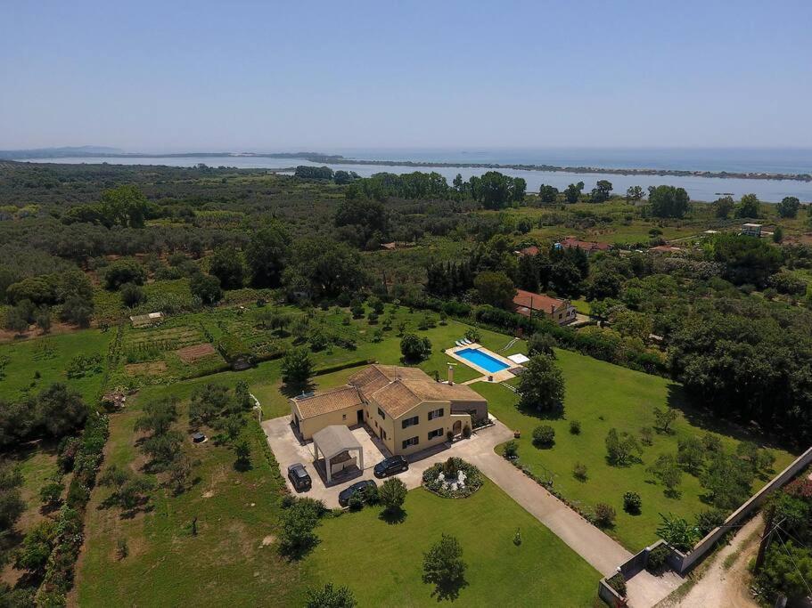 Villa in Korfu, Griechenland, 235 m² - Foto 1
