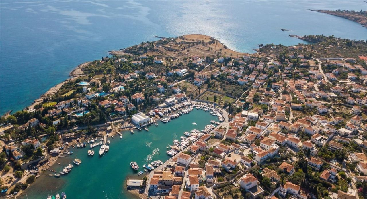 Terreno en Ática, Grecia, 550 m² - imagen 1