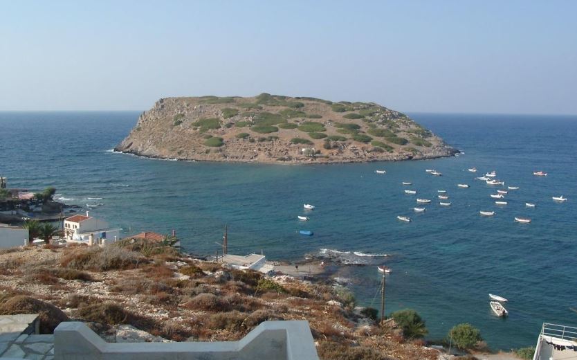 Land in Heraklion, Greece, 2 135 m² - picture 1