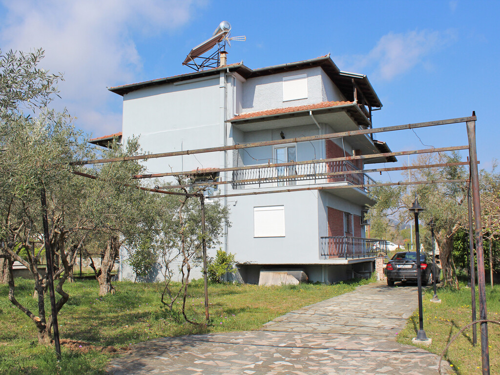 Casa en Olympiaki Akti, Grecia, 300 m² - imagen 1