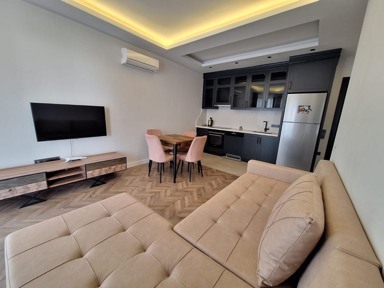Flat in Alanya, Turkey, 53 m² - picture 1
