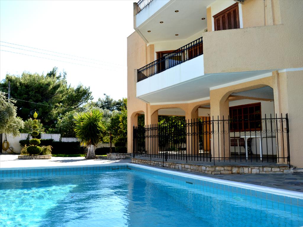 Villa en Attique, Grèce, 220 m² - image 1